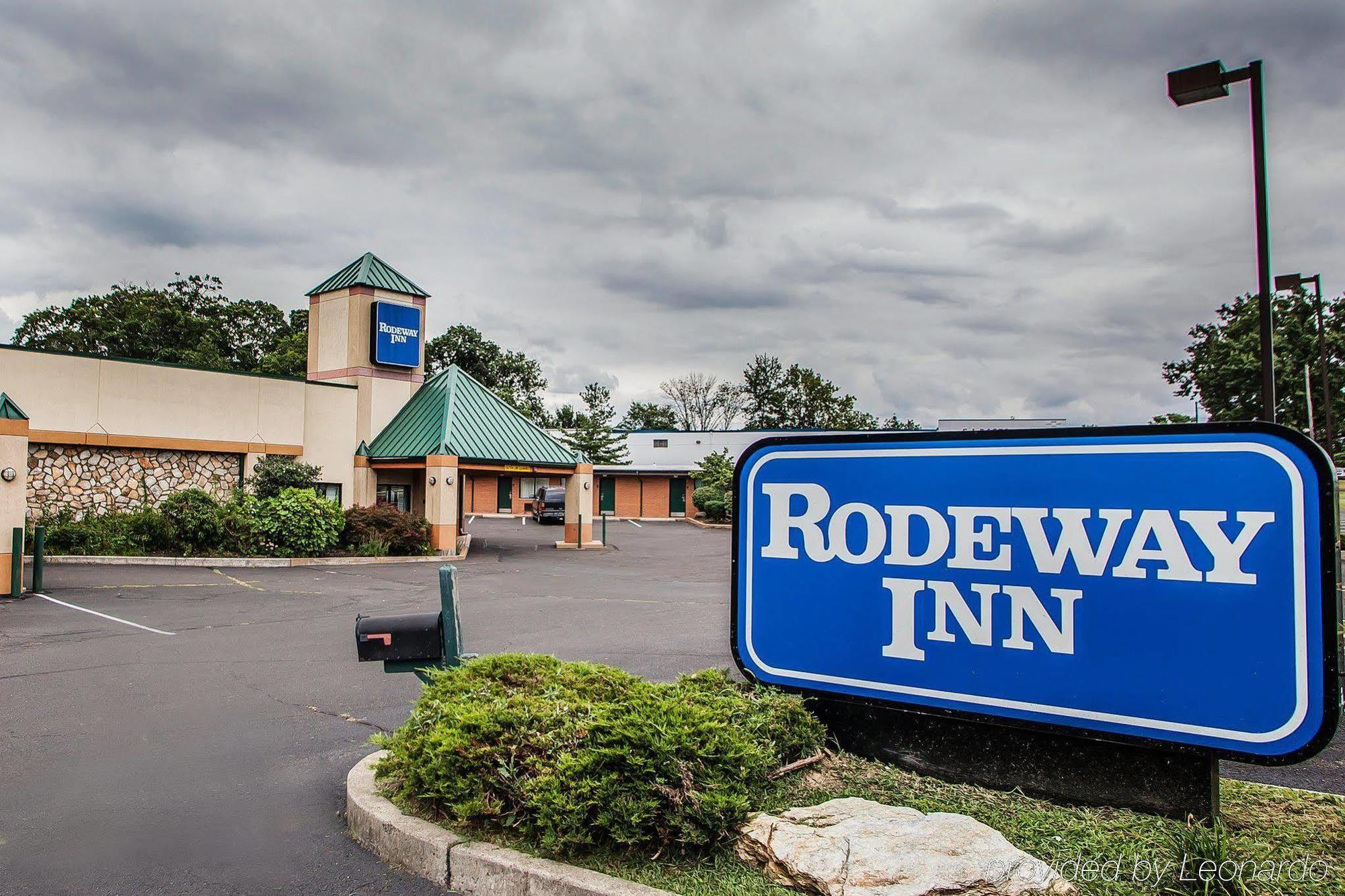 Rodeway Inn Conference Center Montgomeryville Eksteriør bilde